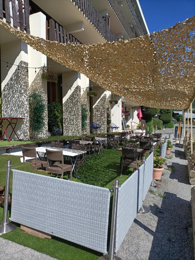 Hotel Plein Soleil Allos Bagian luar foto