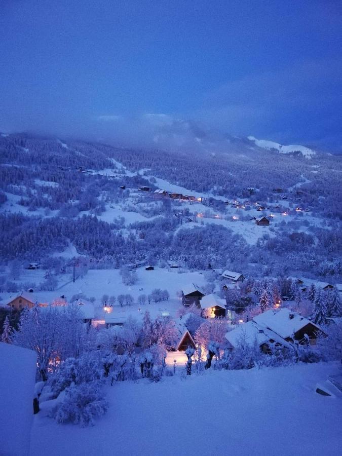 Hotel Plein Soleil Allos Bagian luar foto
